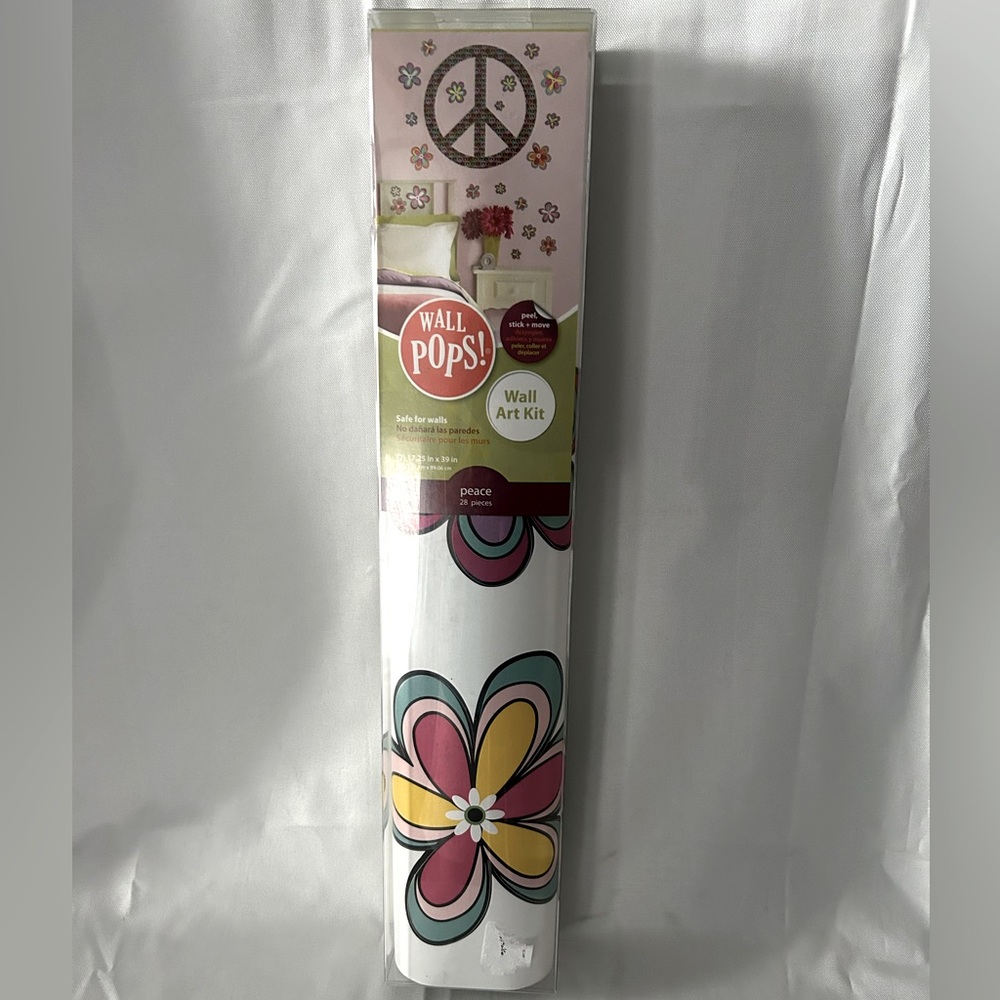 WALL POPS Peace Sign Floral Wall Art Kit NEW Hippie 60's Retro Removable Decals